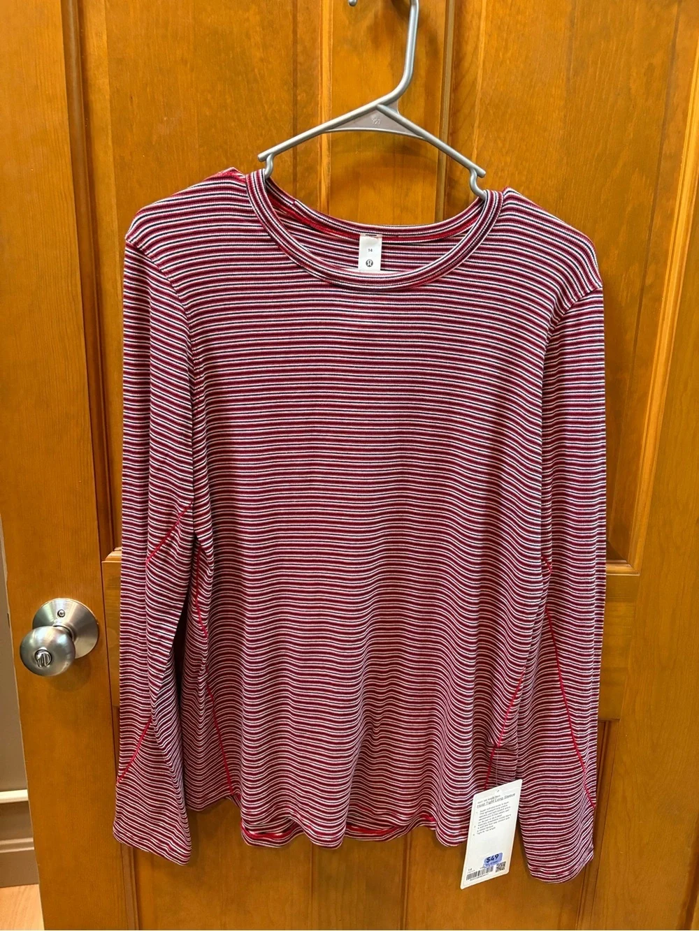 NWT Lululemon Women’s Hold Tight Long-Sleeve Shirt Size 14